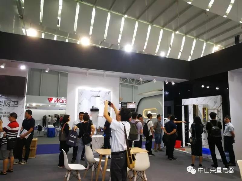 5dfad60baa620.jpg 5.jpg